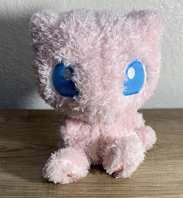 Pokémon Mew Sekiguchi MokoMoko Plush 7” Japan Import Pink Rare Nintendo Doll