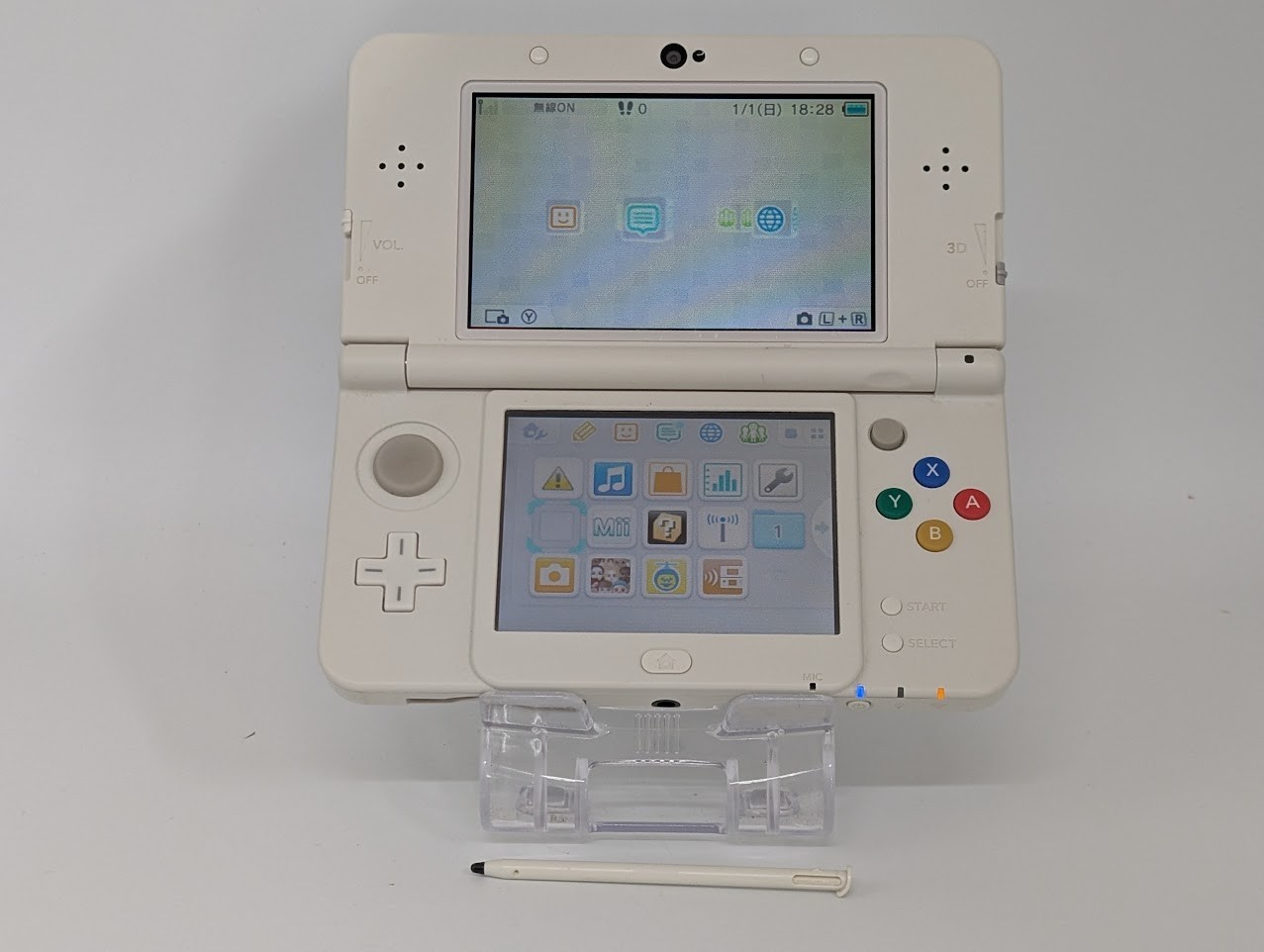 B676 Nintendo new 3DS console White Japan ｗ/pen fx