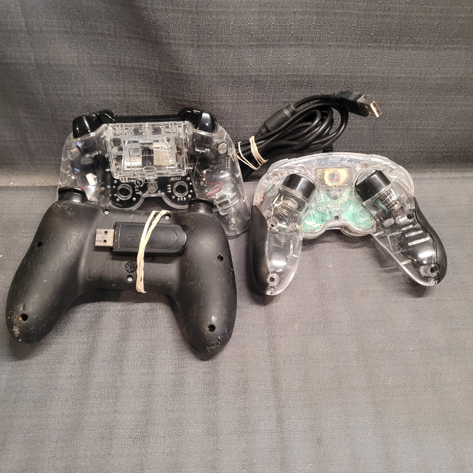 Lot of 3x Mixed lot of 3rd Party Controllers for the Playstation 3 PS3