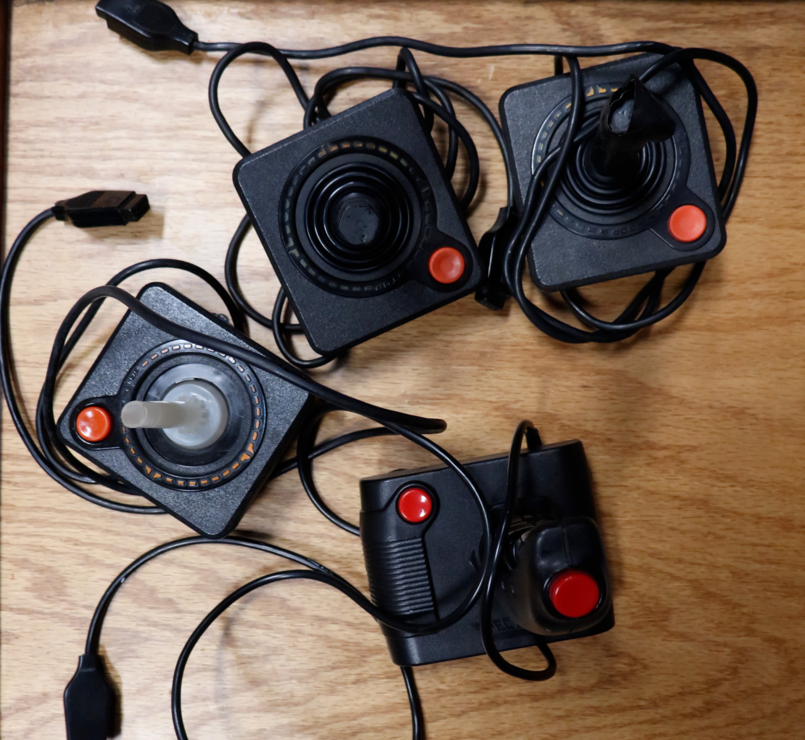 Atari 2600 and SpectraVision game controllers