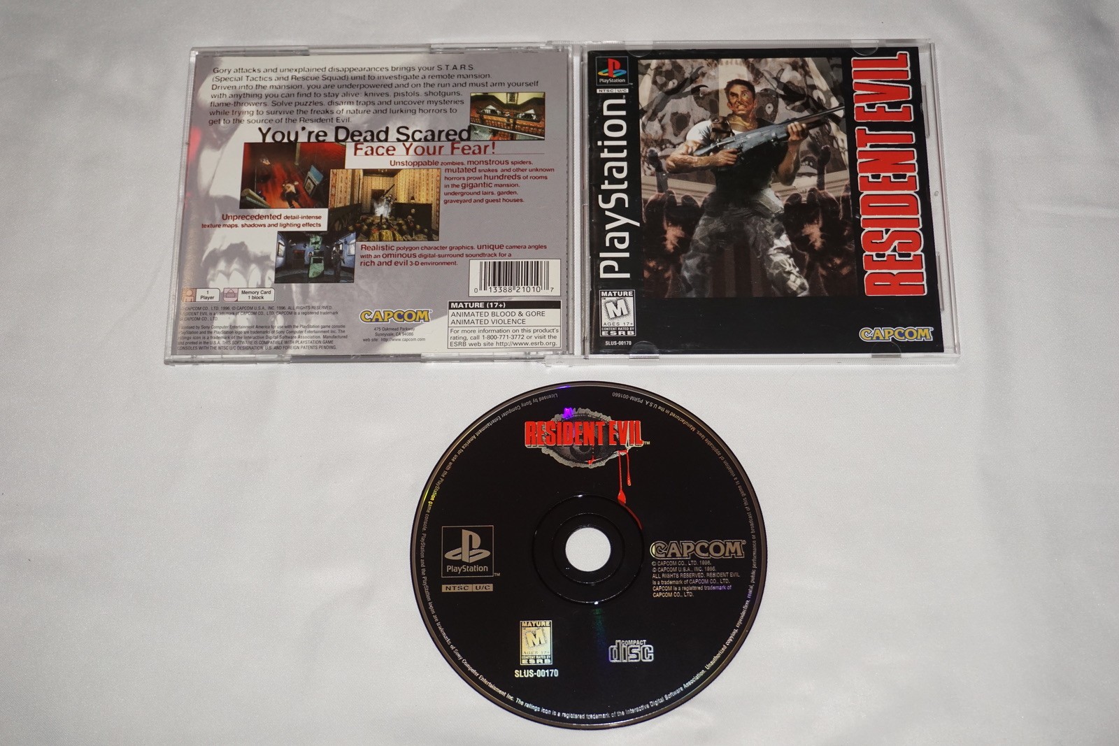 Resident Evil 1 (Sony Playstation 1 ps1) Complete w/ Reg Card Jewel Case Variant