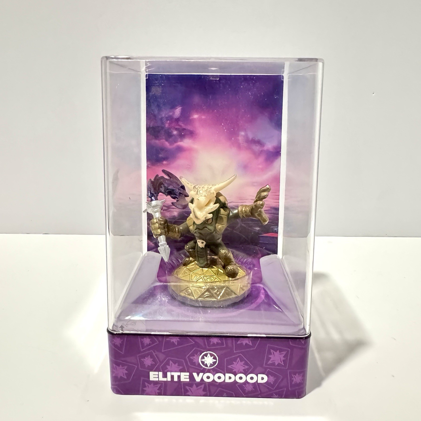 Skylanders Eons Elite Voodood Superchargers Imaginators w/ Display Case