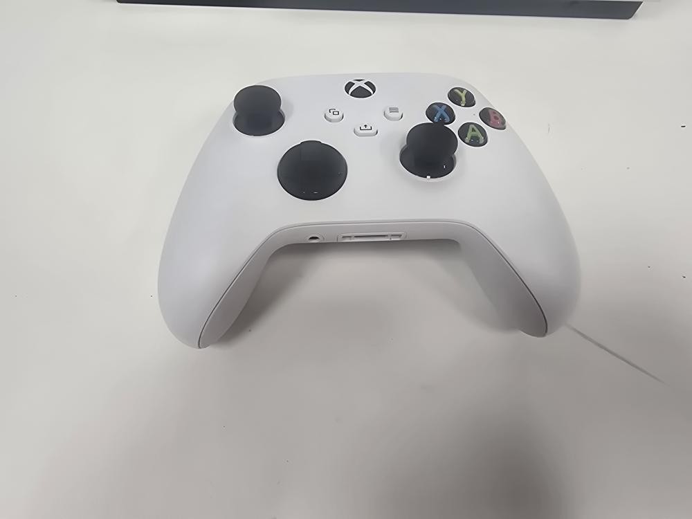 MICROSOFT XBOX ONE S (P21028928)
