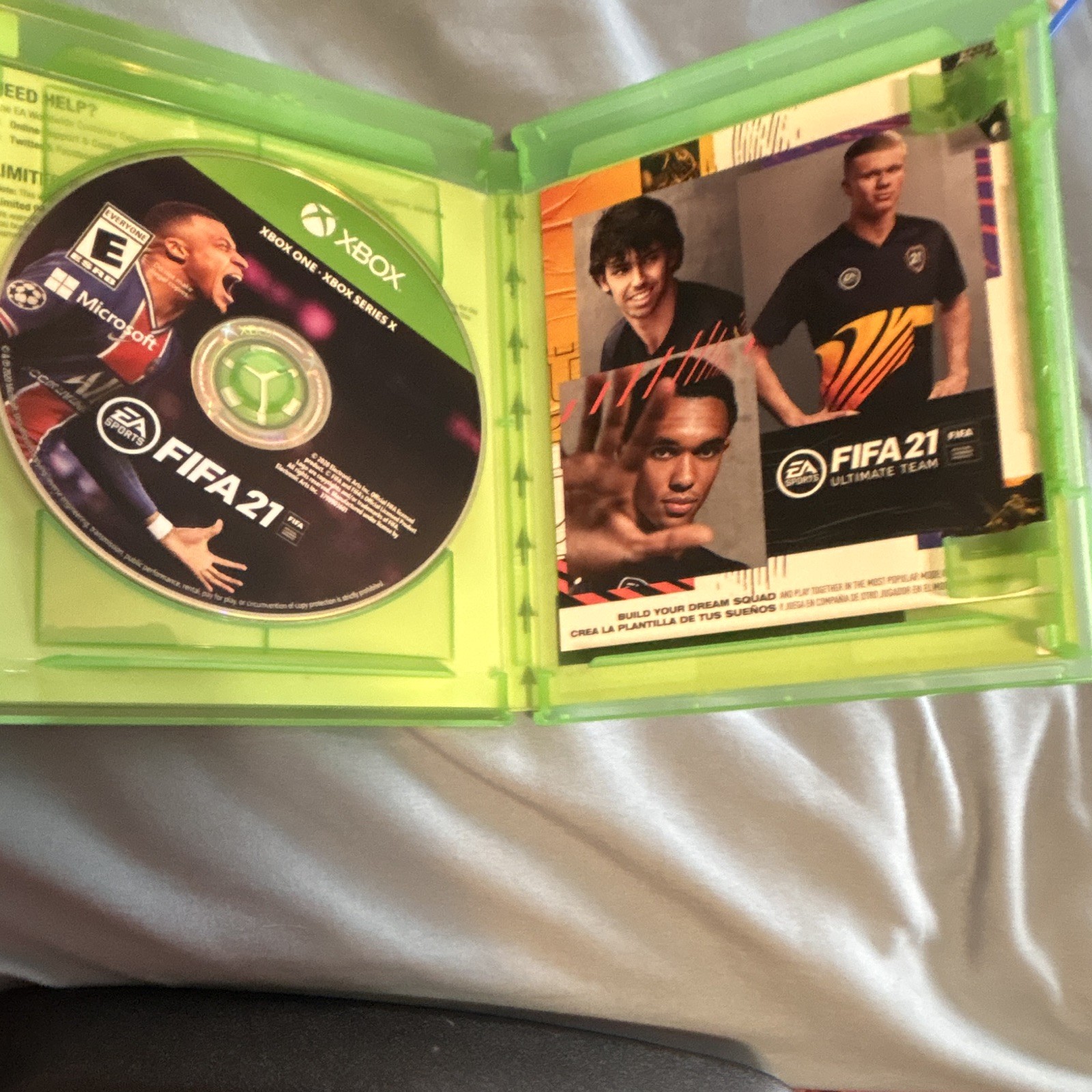 Electronic Arts FIFA 21 Xbox Series X/Xbox One 4K UHD HDR Online Multiplayer