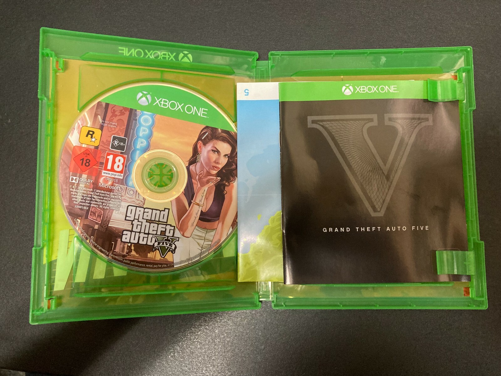 Grand Theft Auto V Xbox One, Australian Version R 18+, CIB with Map!