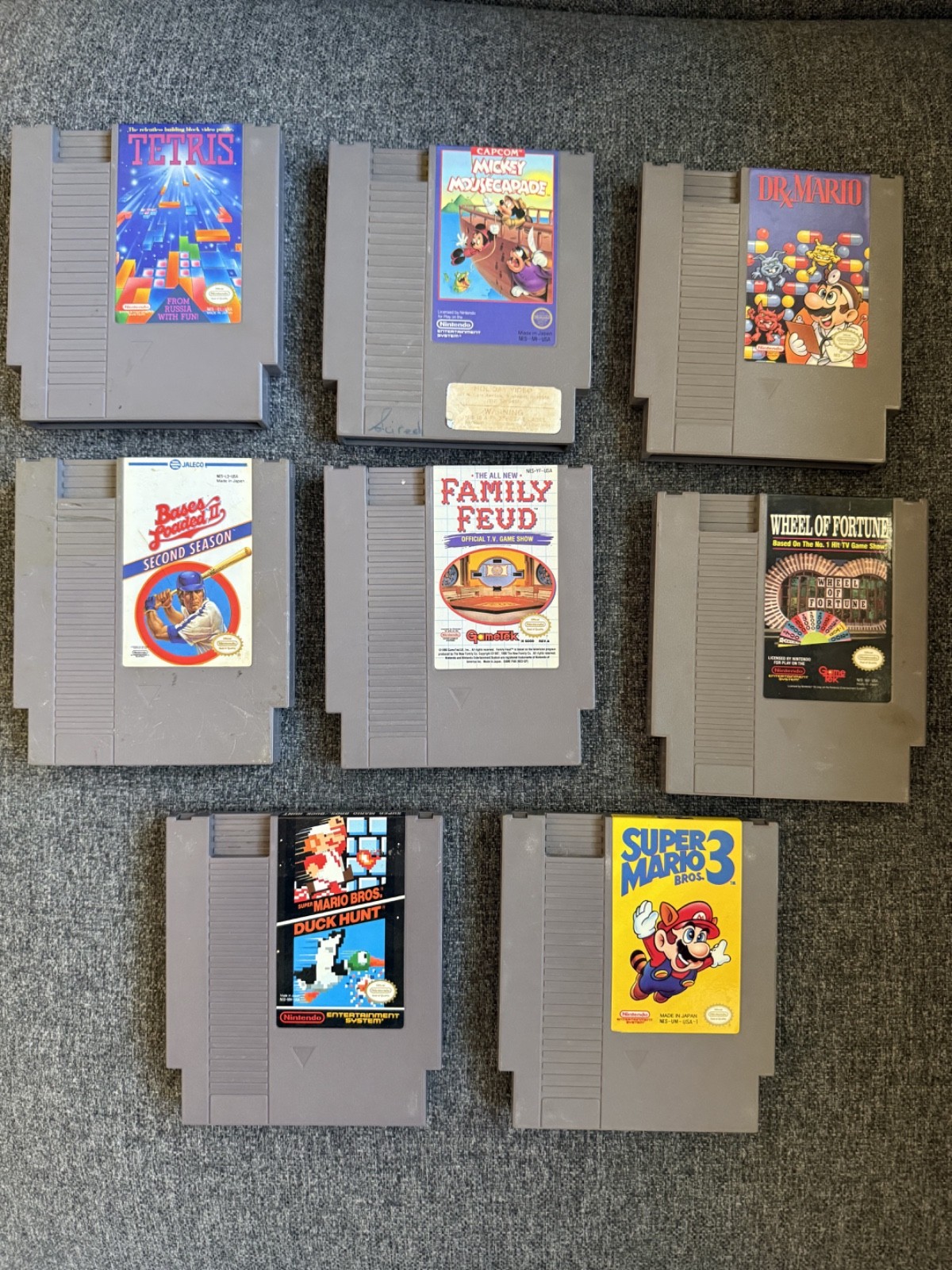 Nintendo NES-001 Console, Zapper, Max Controller w/ Box, 8 games Bundle