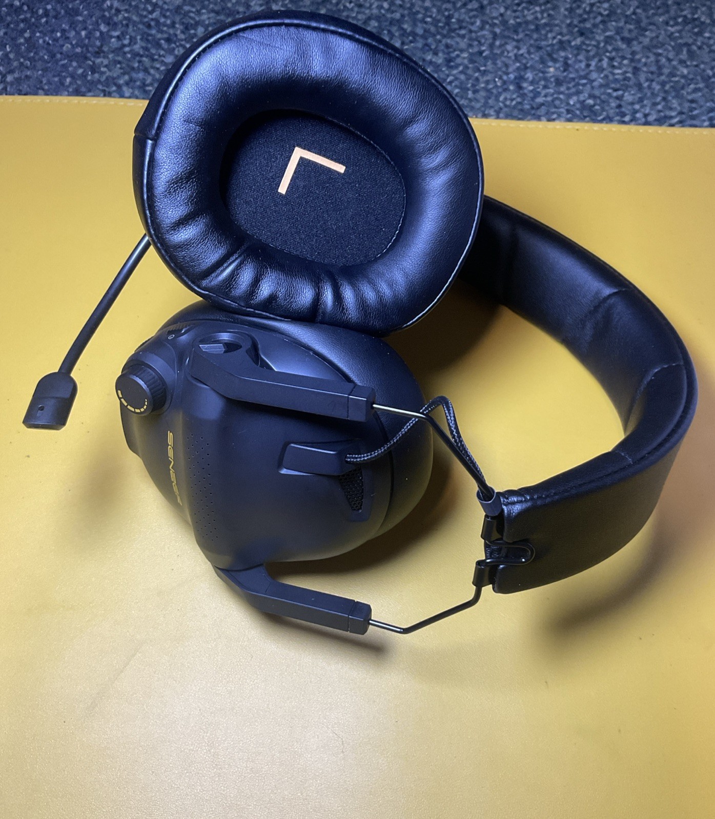 SENZER SG600 Wireless Gaming Headset Bluetooth Only No USB Dongle Included