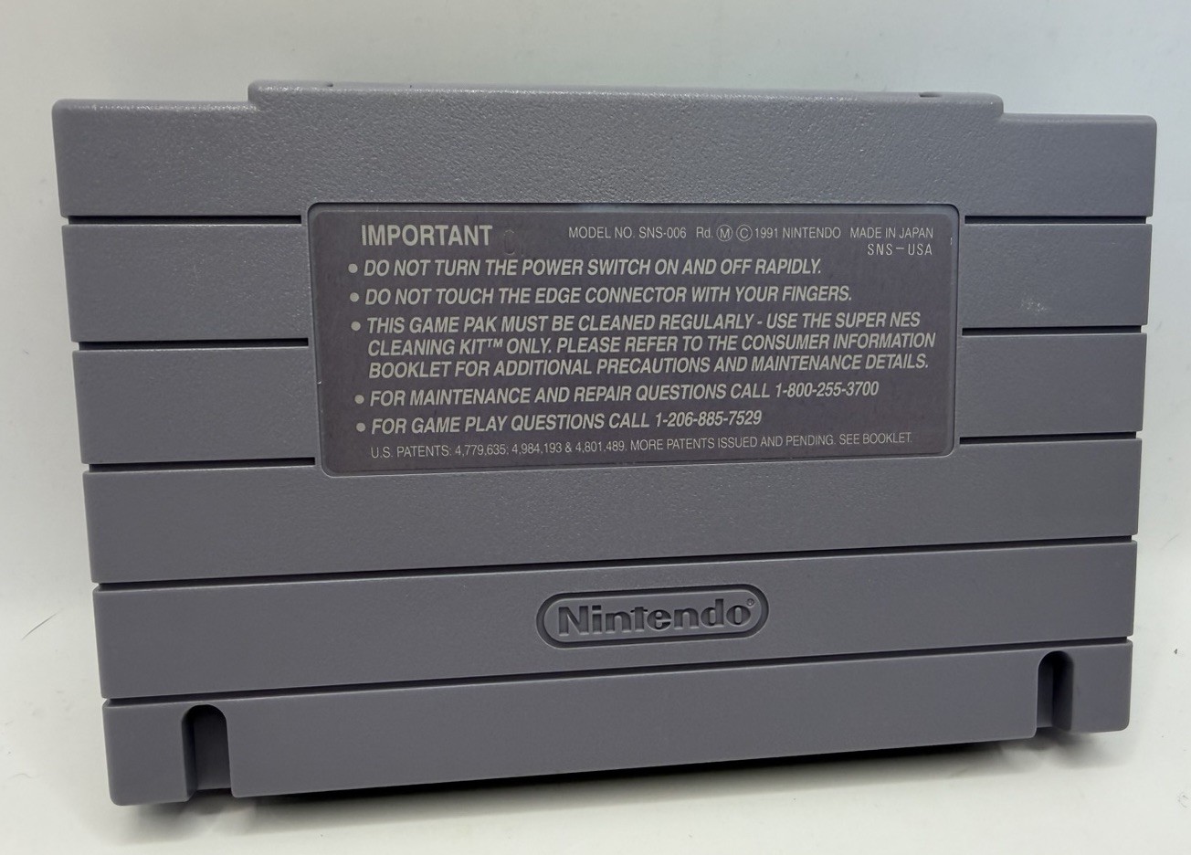 Nintendo Super Mario World – Nintendo SNES Game Cartridge NTSC-U/C US/CA