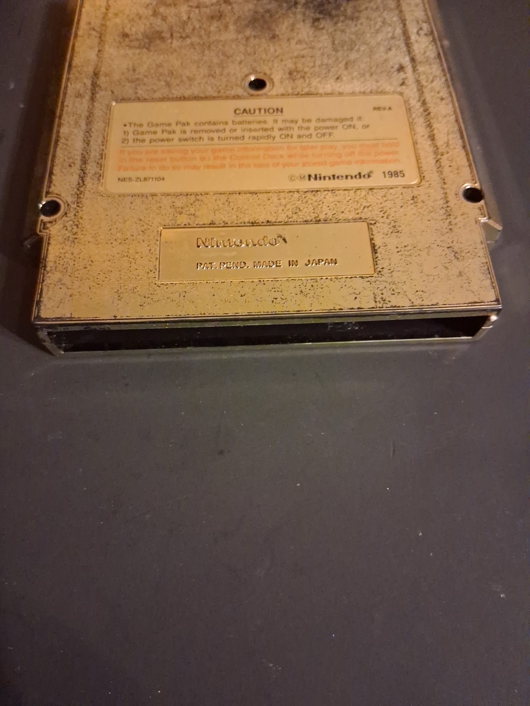 Legend of Zelda (Nintendo, NES, 1988) 3 Screw Gold Cartridge