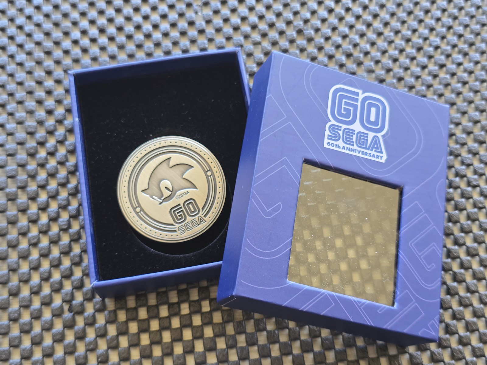 Sonic Hedgehog GO SEGA 60th Anniversary Coin Medal Rare GENESIS SATURN DREAMCAST