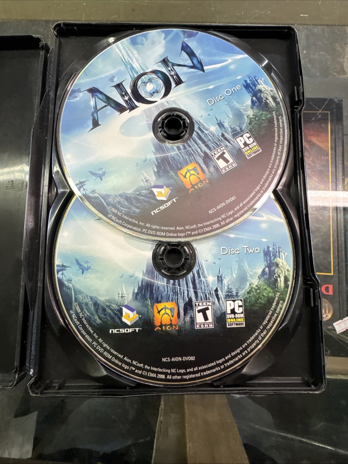 Aion Limited Edition Steel Case (PC, 2009) CIB, Manual, Extras
