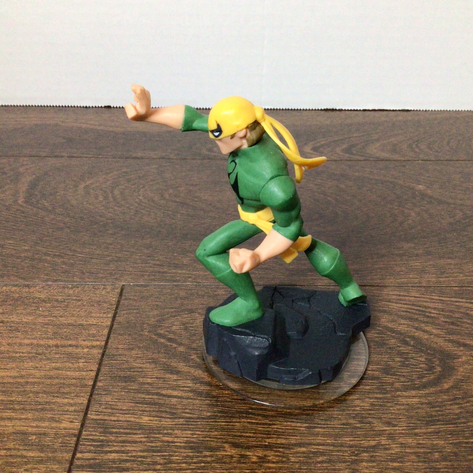 Disney Infinity 2.0 Iron Fist INF-1000113 Marvel Figure & Disc INF-3000190