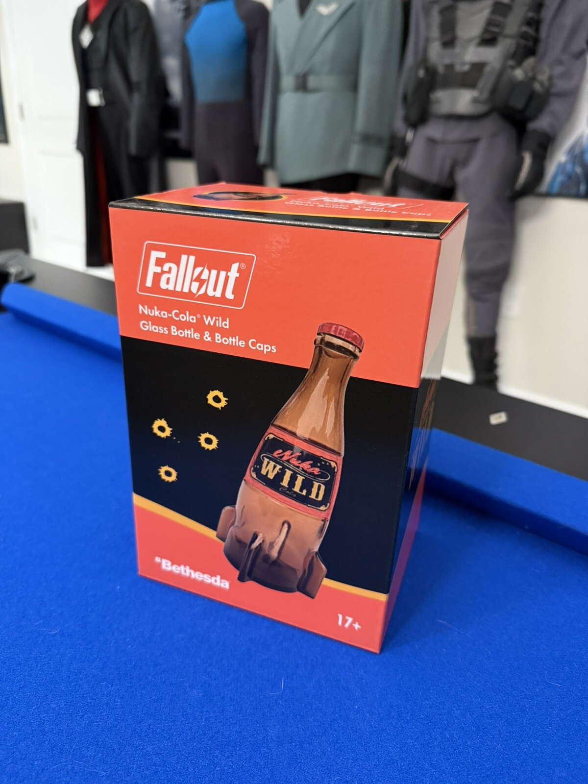 Bethesda Fallout Nuka Cola Wild Glass Rocket Bottle +10 Caps Replica IN HAND USA