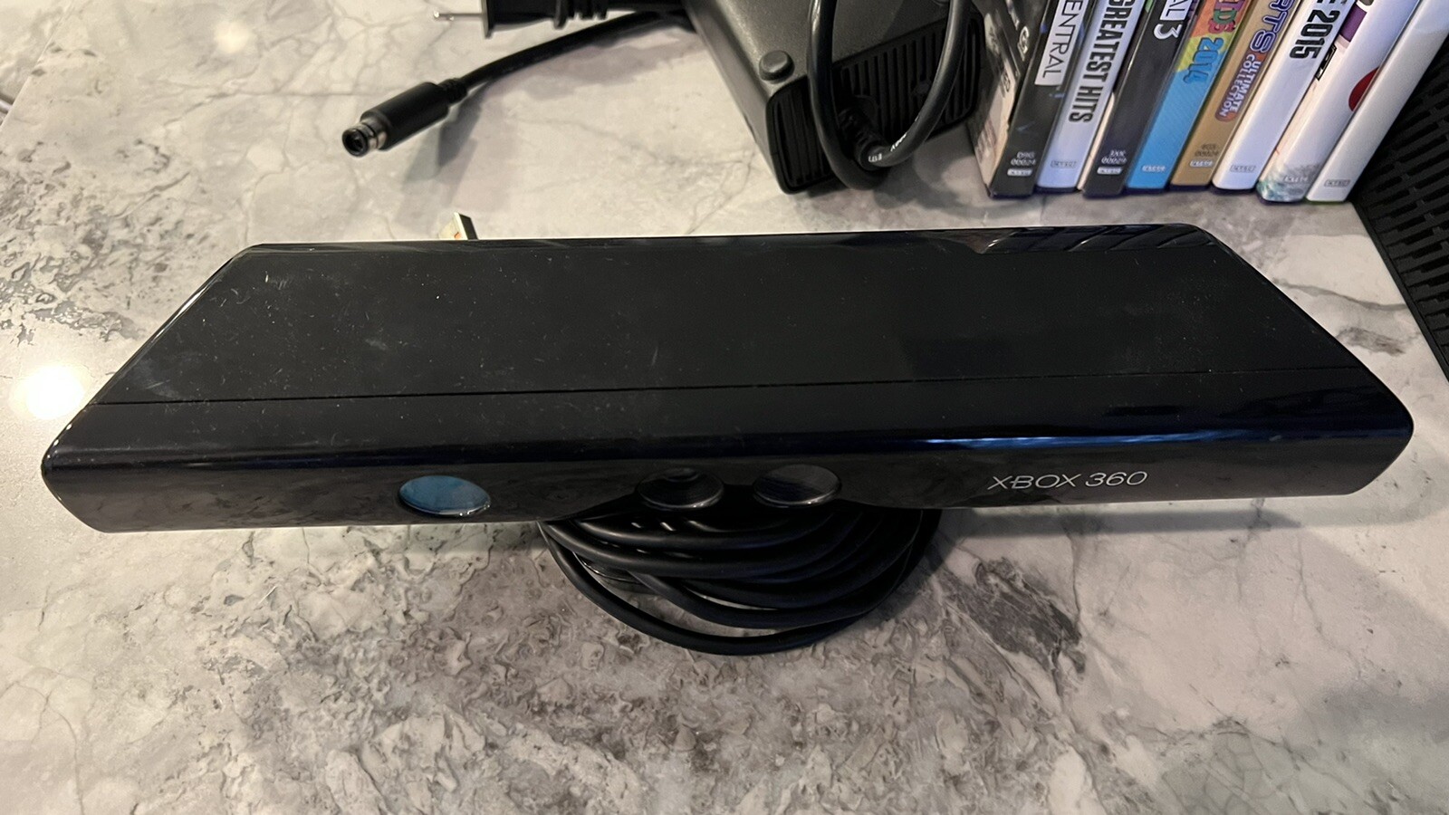 XBOX 360 E Model 1538 Bundle