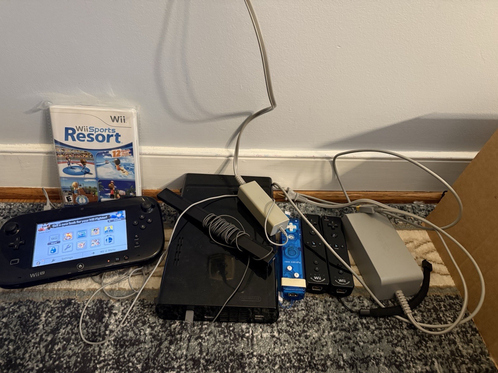 Nintendo Wii U Bundle w/ GamePad, Controllers & Wii Sports Resort