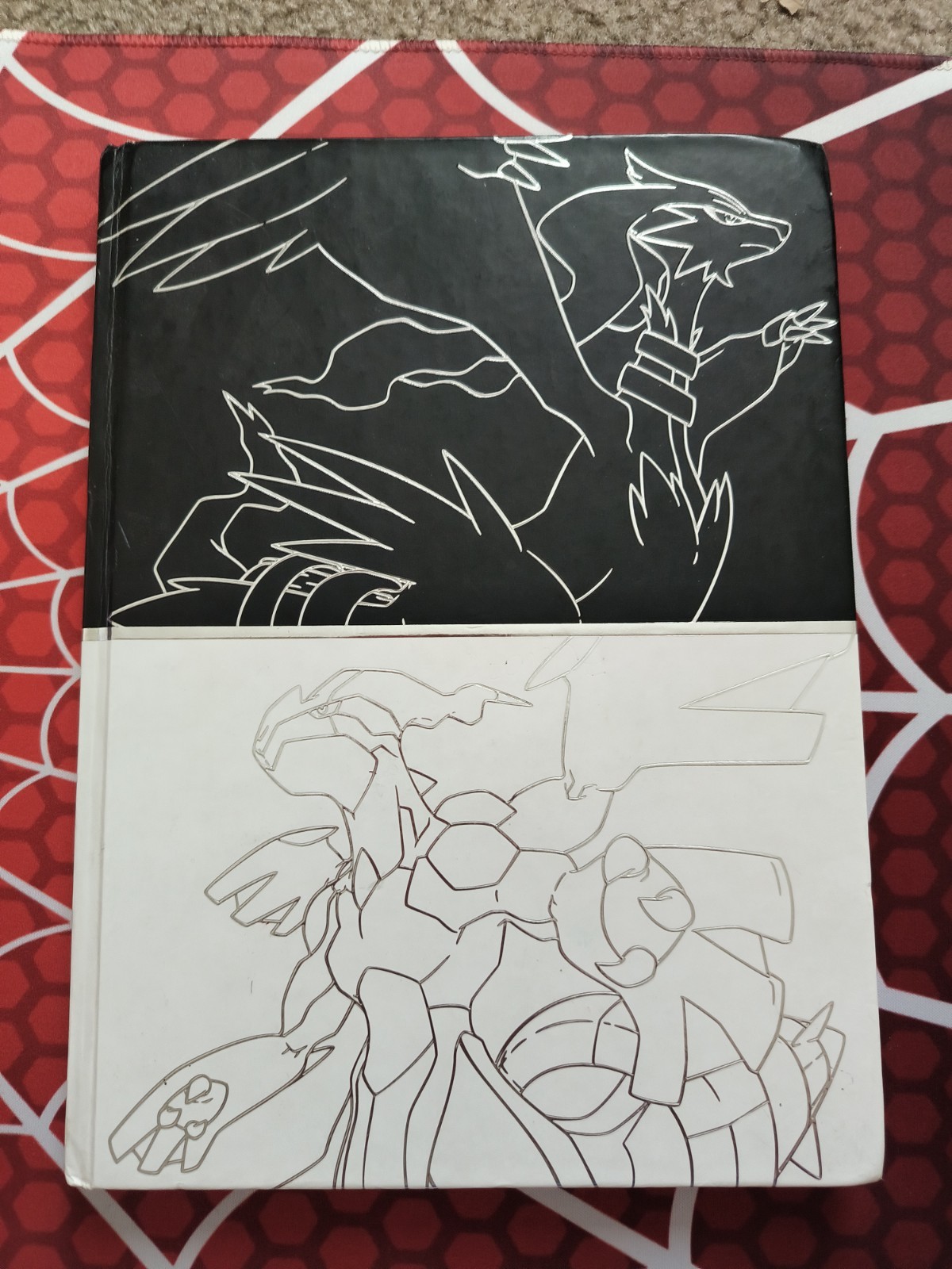 Pokemon Black and White Versions Strategy Limited Collectors Edition rough