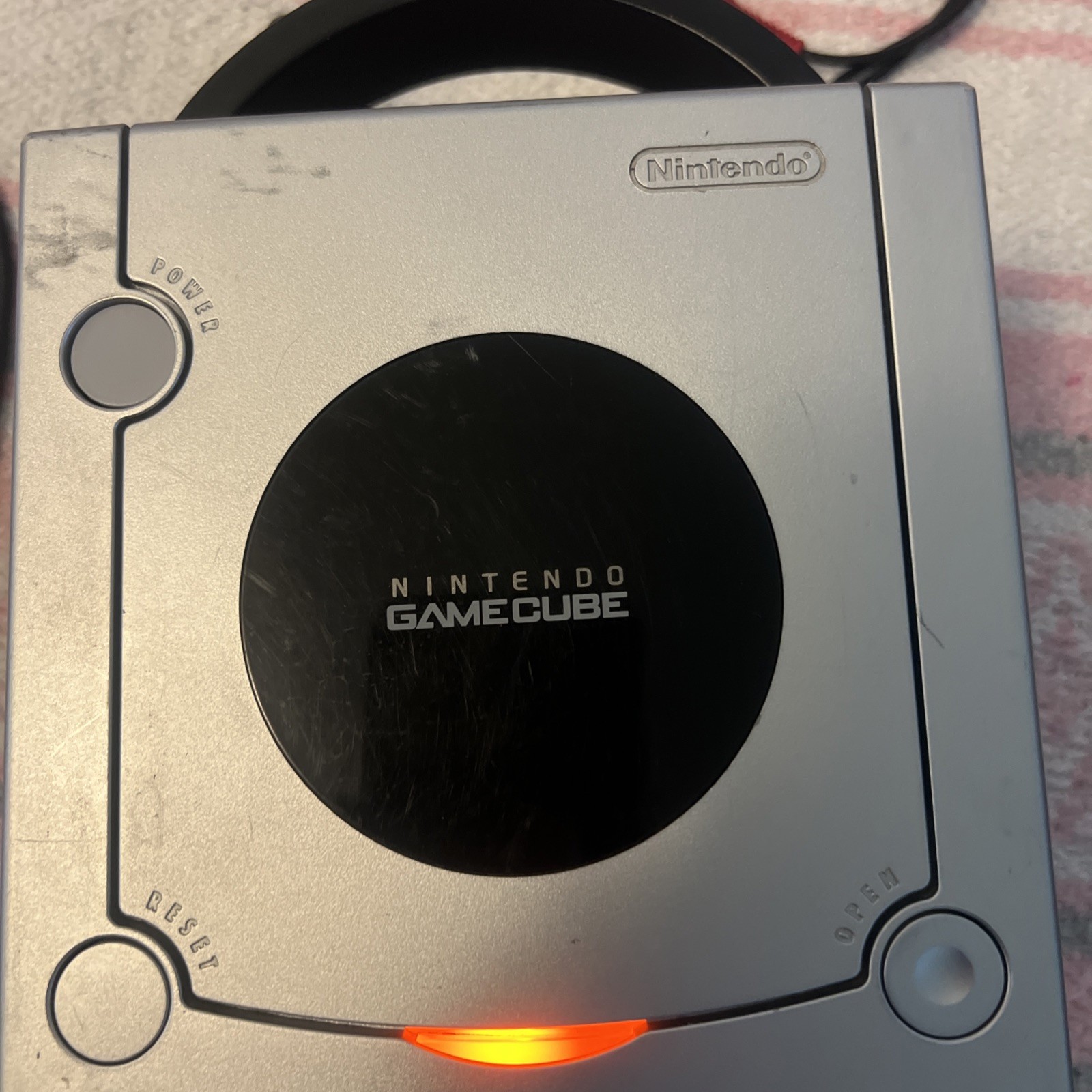 Gamecube Silver Console w/ 2 Controllers, Memory Card & Gameboy Advance Adapter