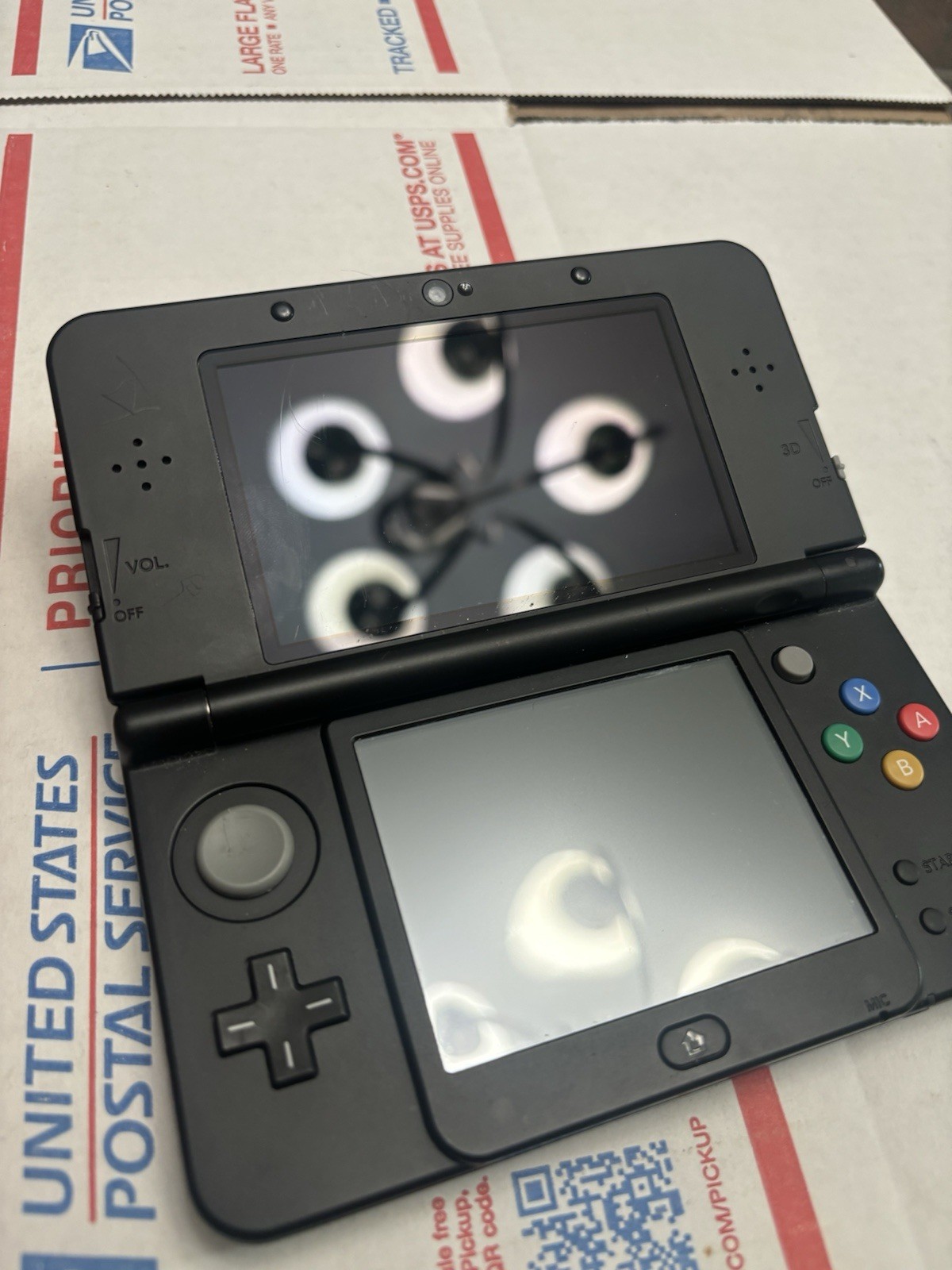 Nintendo 3DS Original Super Mario Edition Handheld System Black with GB ADV Case