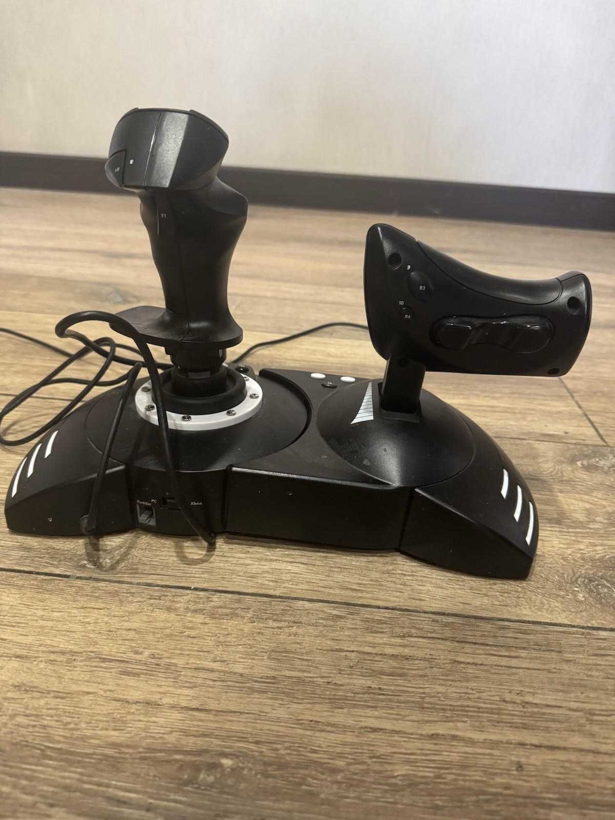 Thrustmaster T-Flight Hotas One Flight Stick Joystick Xbox Series X S Black