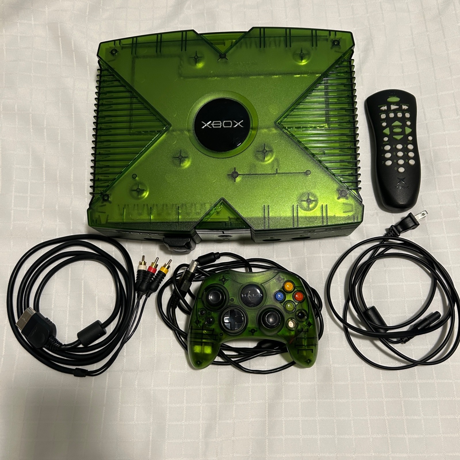 Unopened Halo Limited Edition Original Xbox Bundle INTACT SEALS Taiwan v1.4