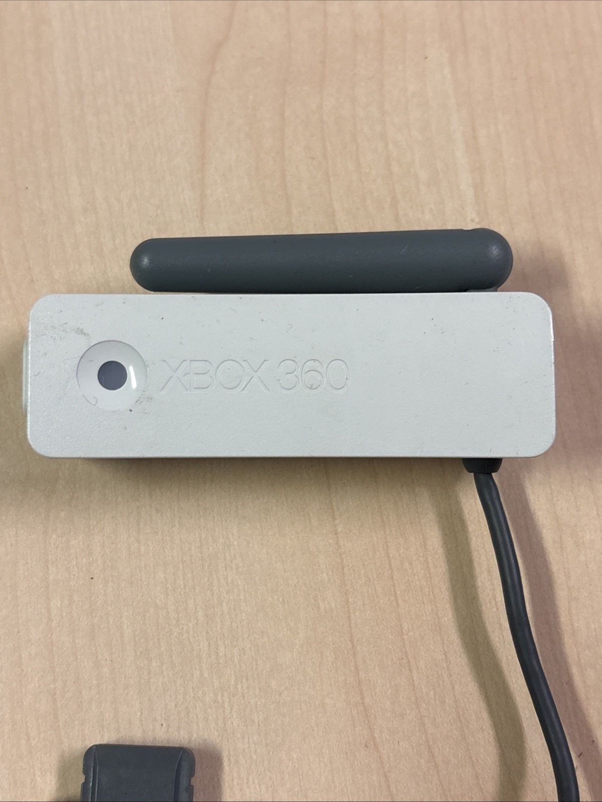 XBOX 360 WIRELESS NETWORK ADAPTER & 256MB MEMORY CARD