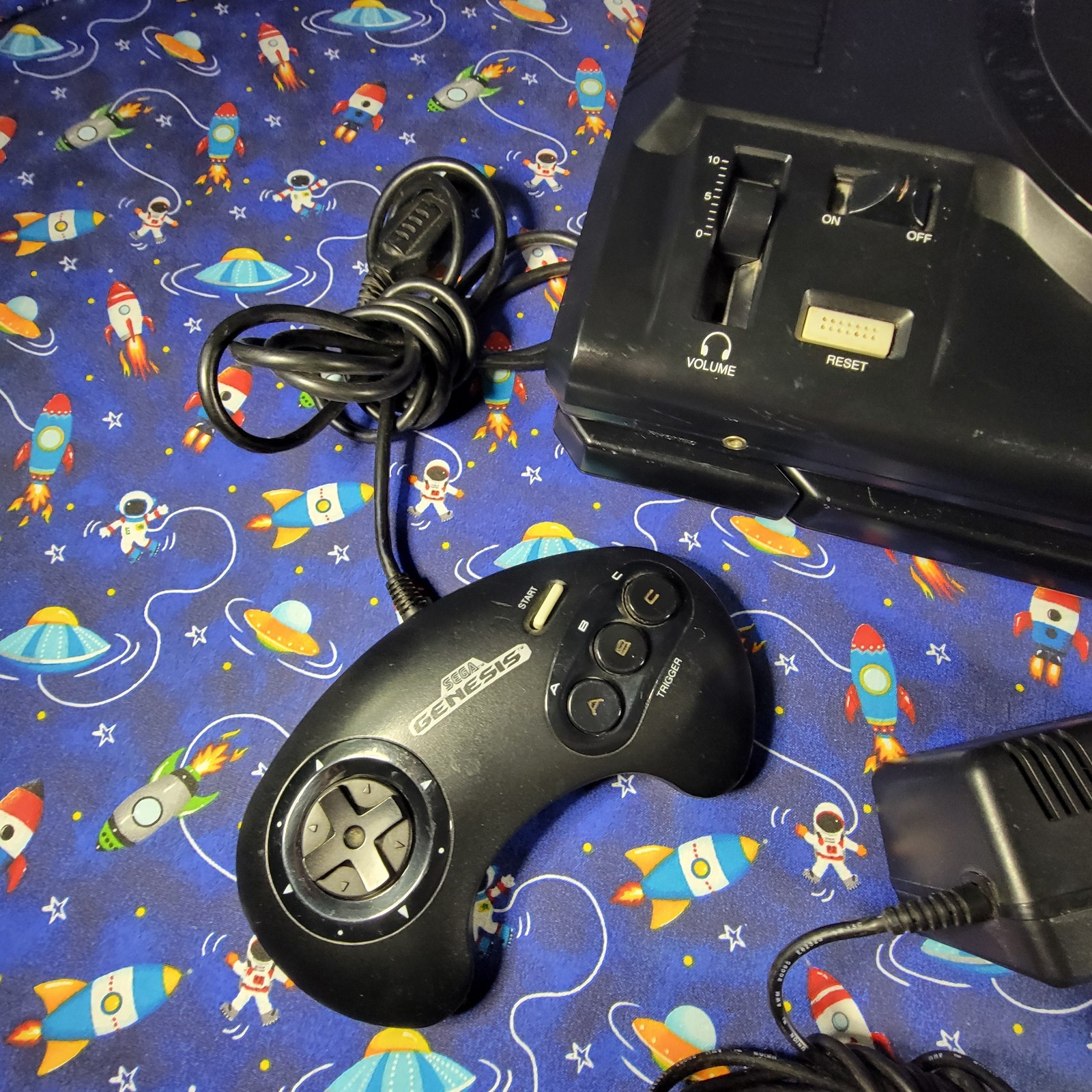Vintage Sega CD Console With Sega Genesis Controller & Accessories *READ*