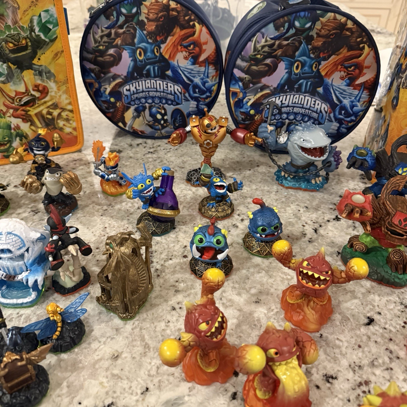 Large Skylanders Figure & Accessory Lot (Read Description) Giants Spyro Swap Etc