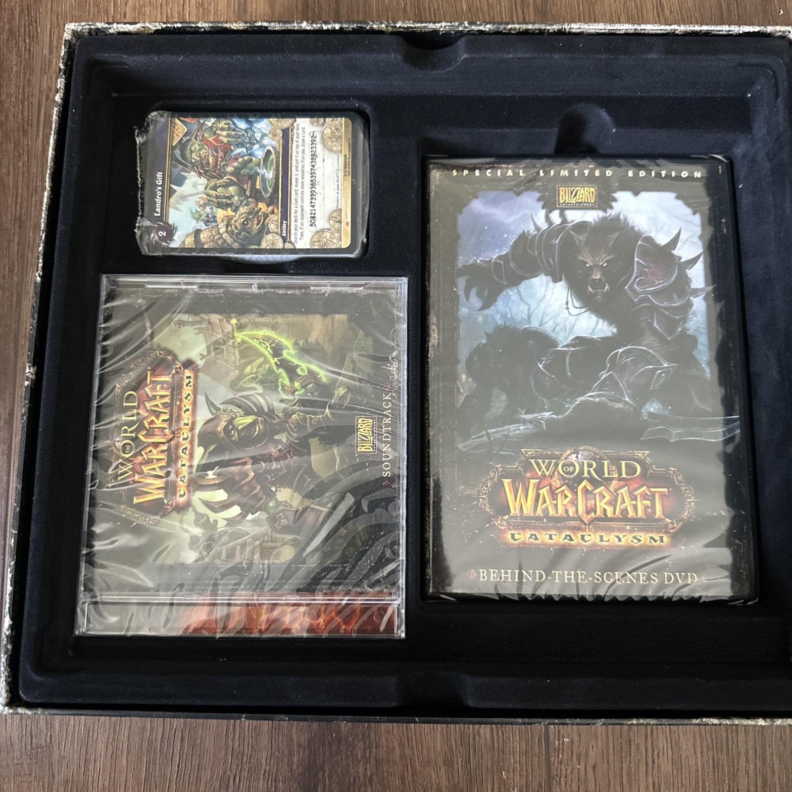 World of Warcraft Cataclysm Collector’s Edition Most Inner items SEALED Complete