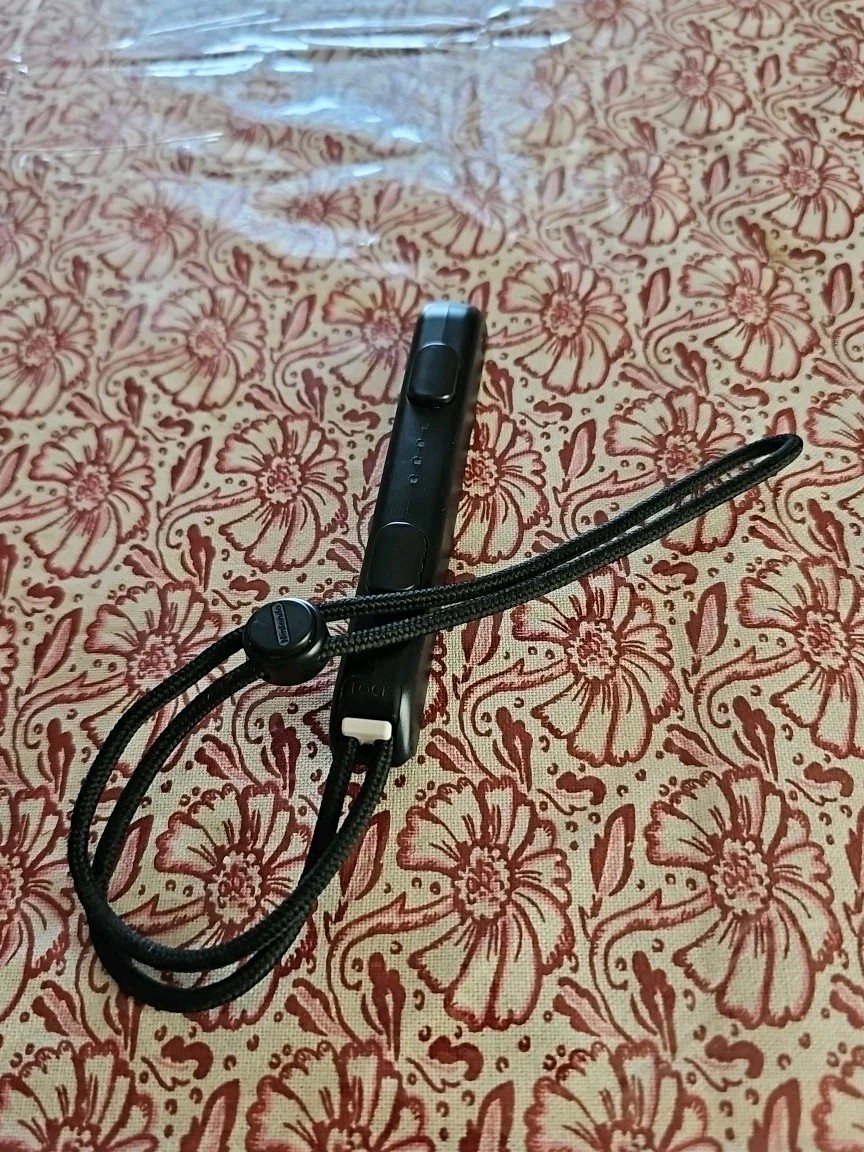Nintendo Joy-Con Wrist Strap Black Clips On Controller for Nintendo Switch