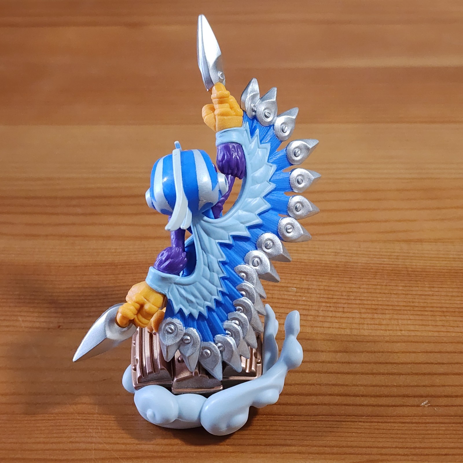 Wii SKYLANDER’S SUPERCHARGERS RACING Game + Supershot Stealth Elf & Stormblade