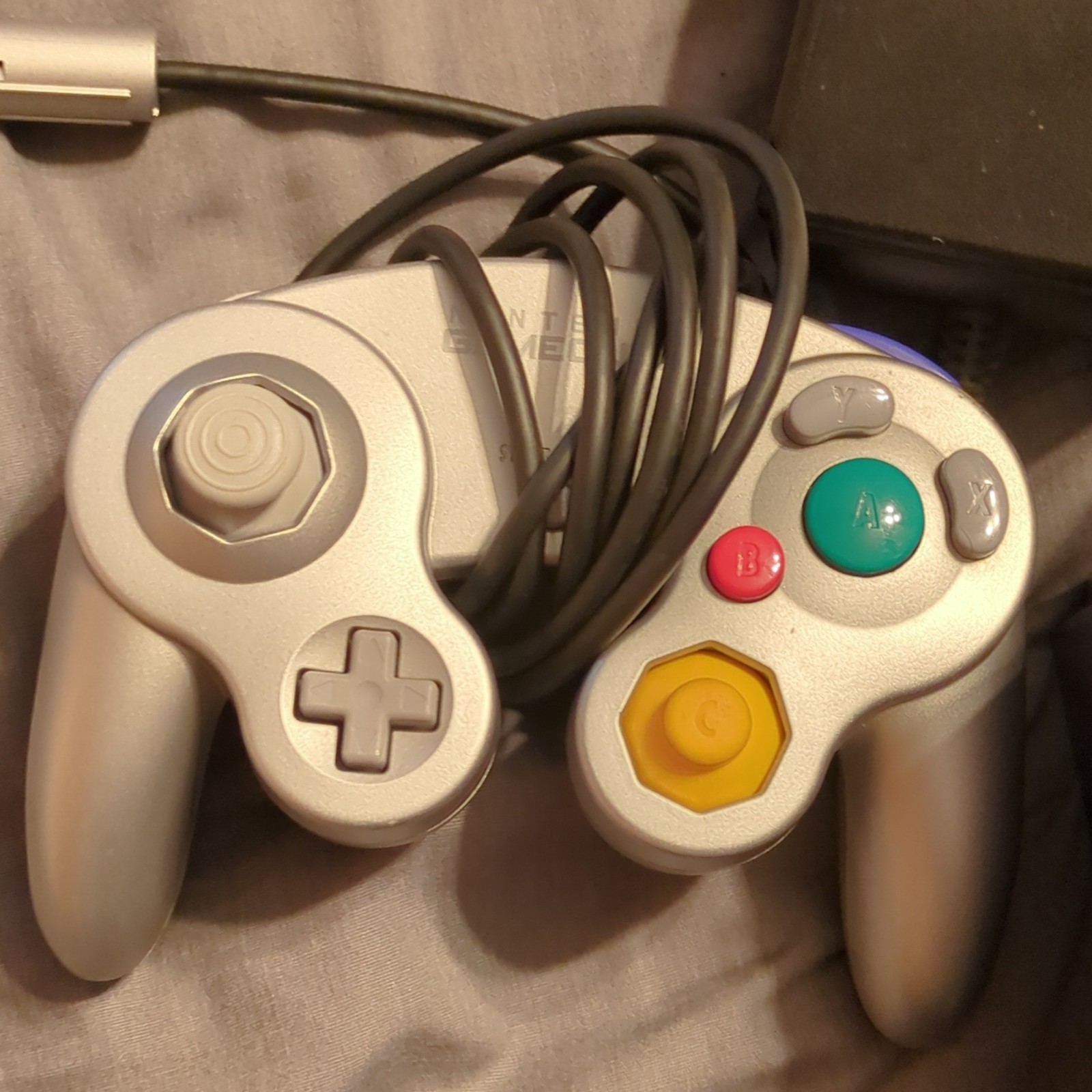 Nintendo GameCube Console with 4 Controllers(Purple, Silver,2White)and Cables