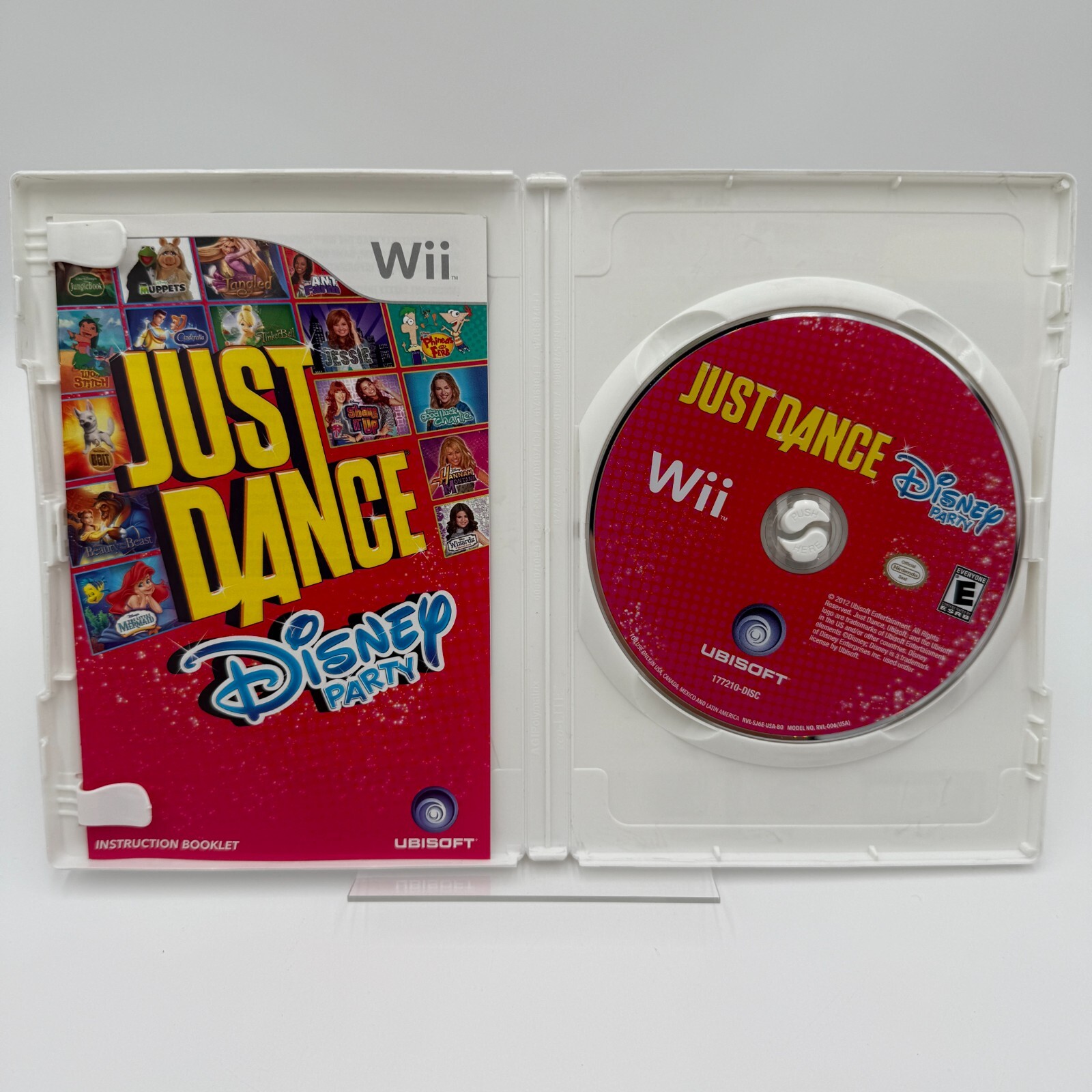 Just Dance: Disney Party Game (Nintendo, Wii, 2012) Ubisoft – Complete