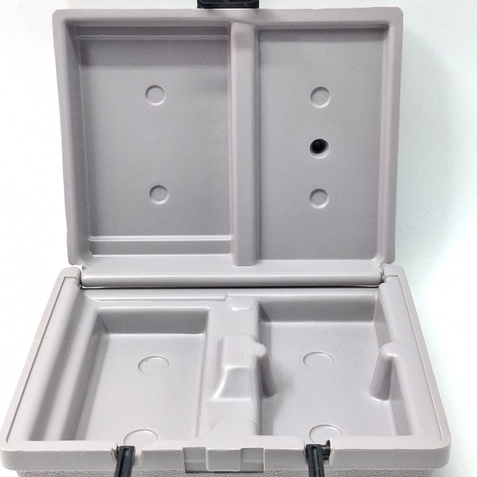 Nintendo Game Boy Hard Shell Carry Case Travel Case Nuby Gray With Handle
