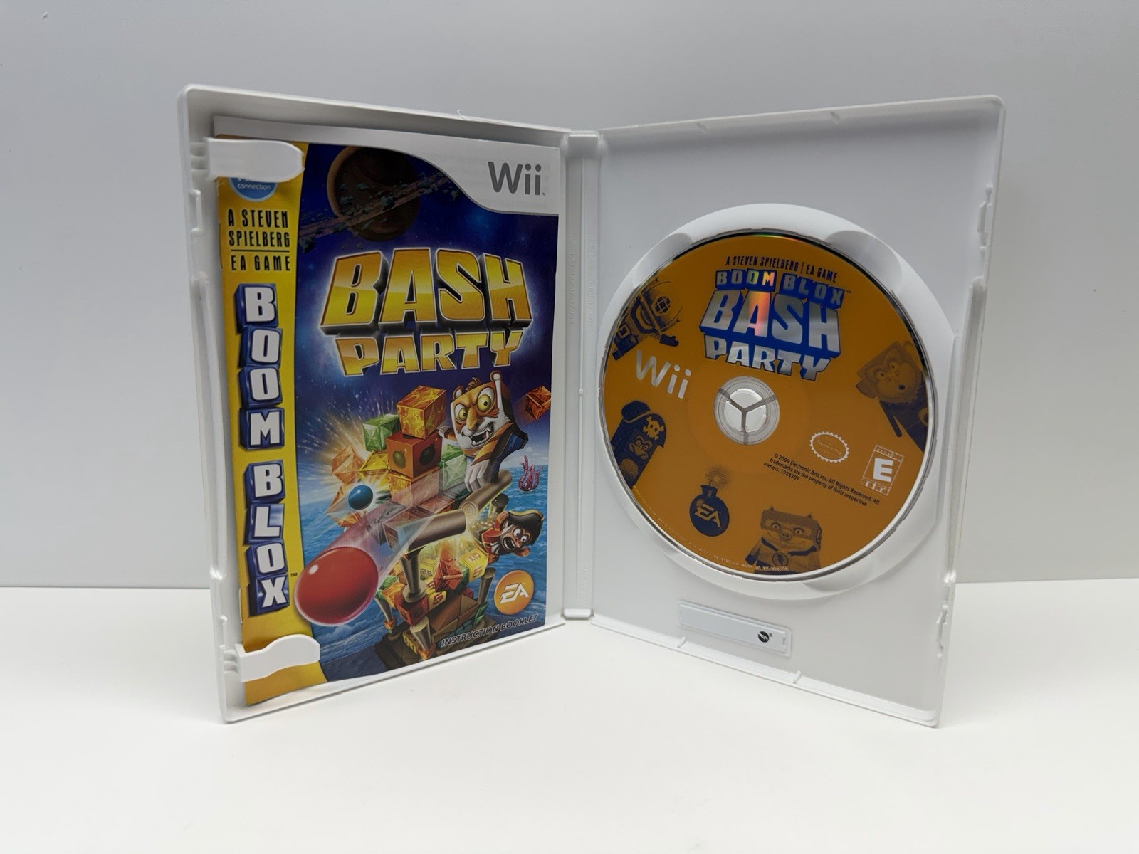 Boom Blox And Bash Party (Nintendo Wii) Complete In Box Free Shipping!!!