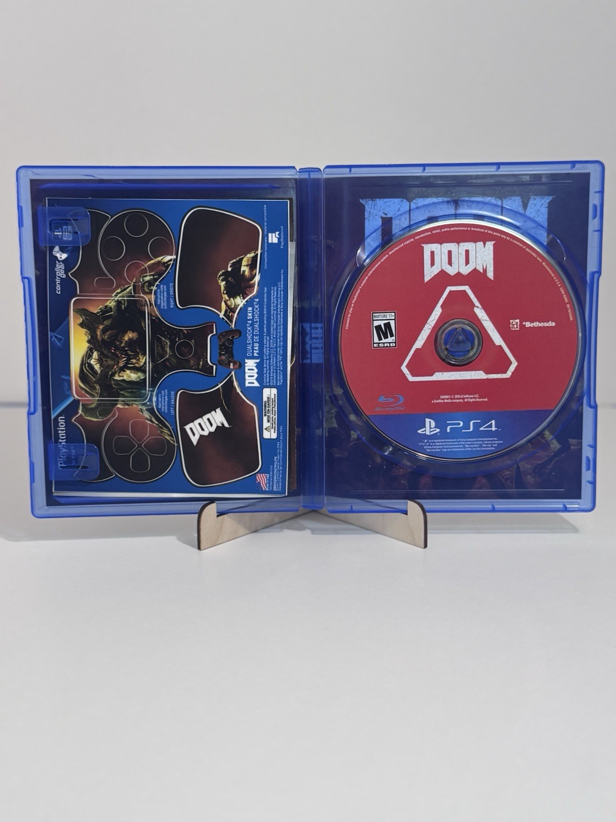 Bethesda DOOM (2016) PS4 M Mature Shooter Multiplayer NTSC-U/C