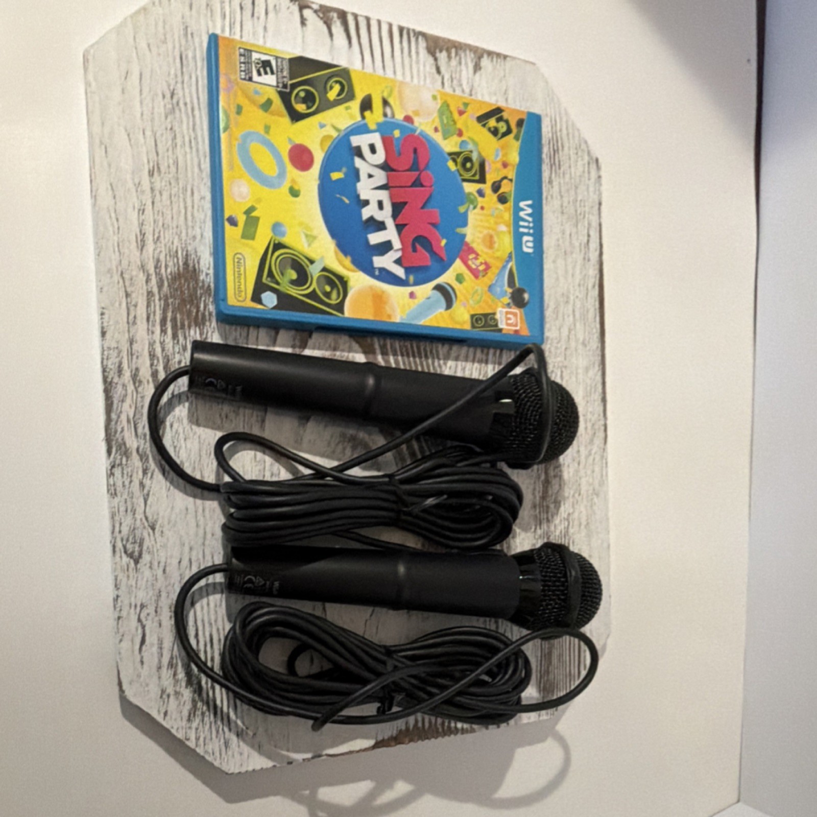 Nintendo Wii U Sing Party WUP-021 Game Bundle with 2 Microphones