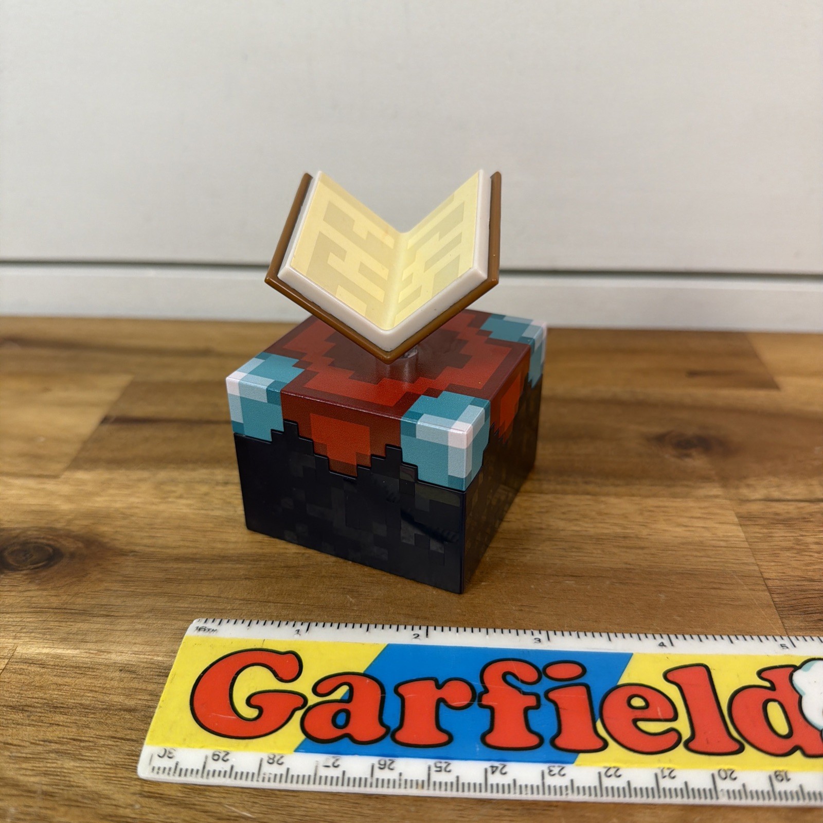Minecraft Enchanting Table Figure Hover Book Toy Statue Desk Decor Ships Fast!
