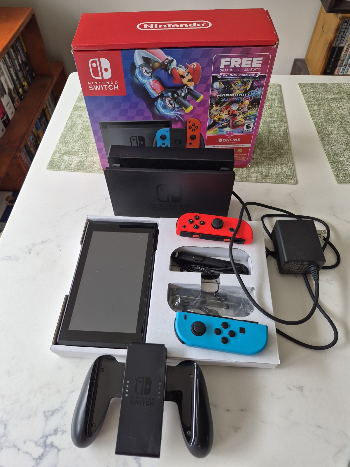 Nintendo Switch, Mario Kart 8 Deluxe Bundle, Complete In Box, Tested And Working