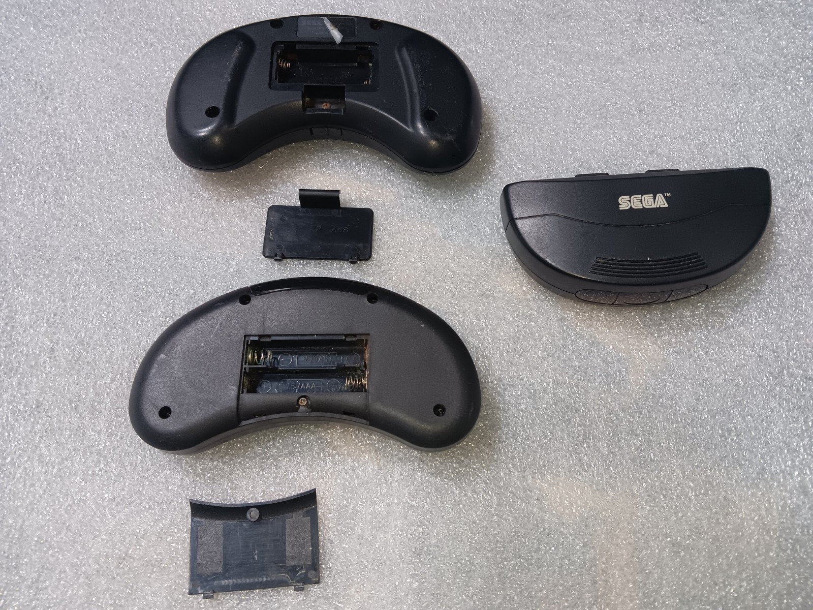 Sega Genesis EXACT-UNTEST Receiver MK-1648 w/MK-1629 & 1-OTHER-WEAR-RUST-PARTS