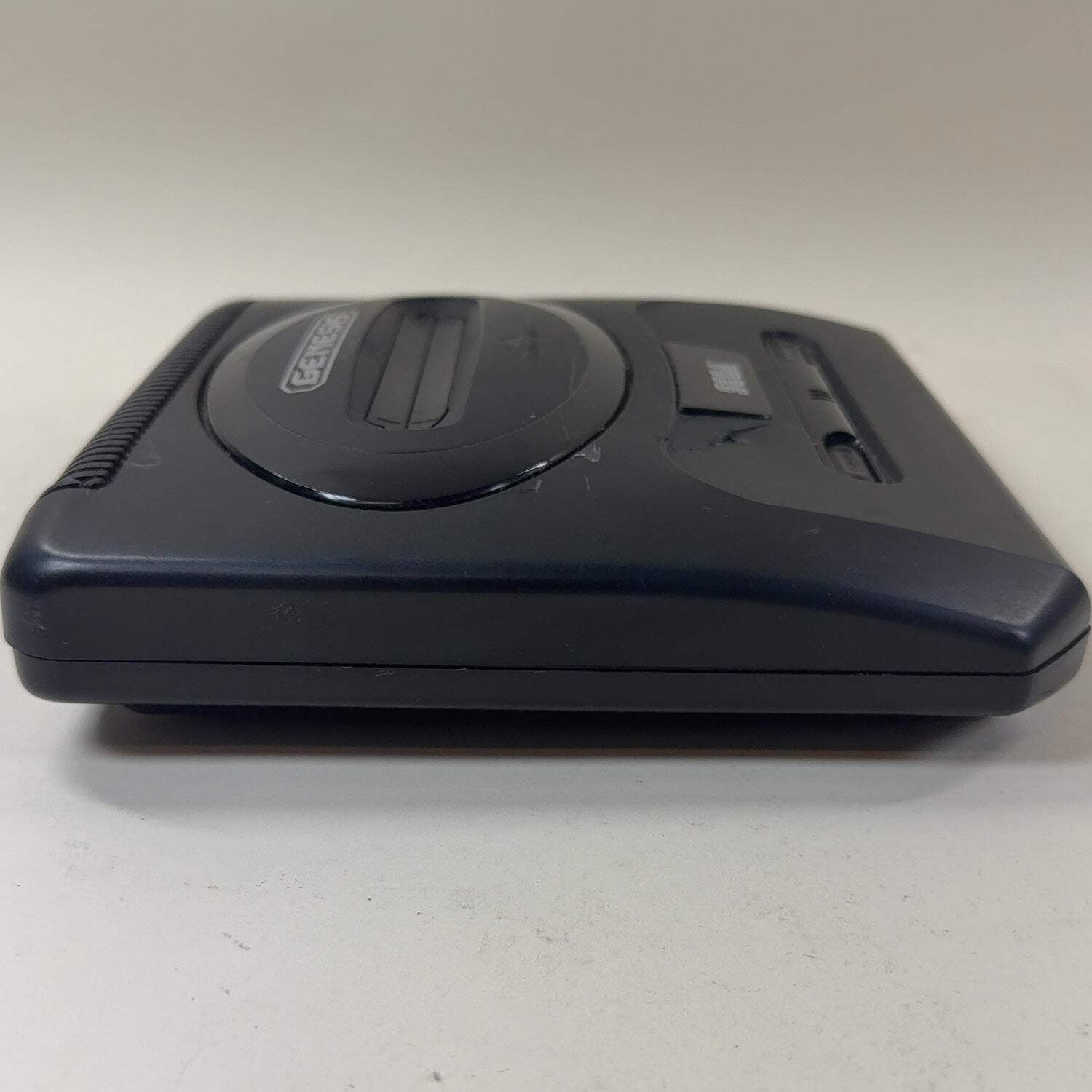 Broken Sega Genesis Console Gaming System MK-1631 READ