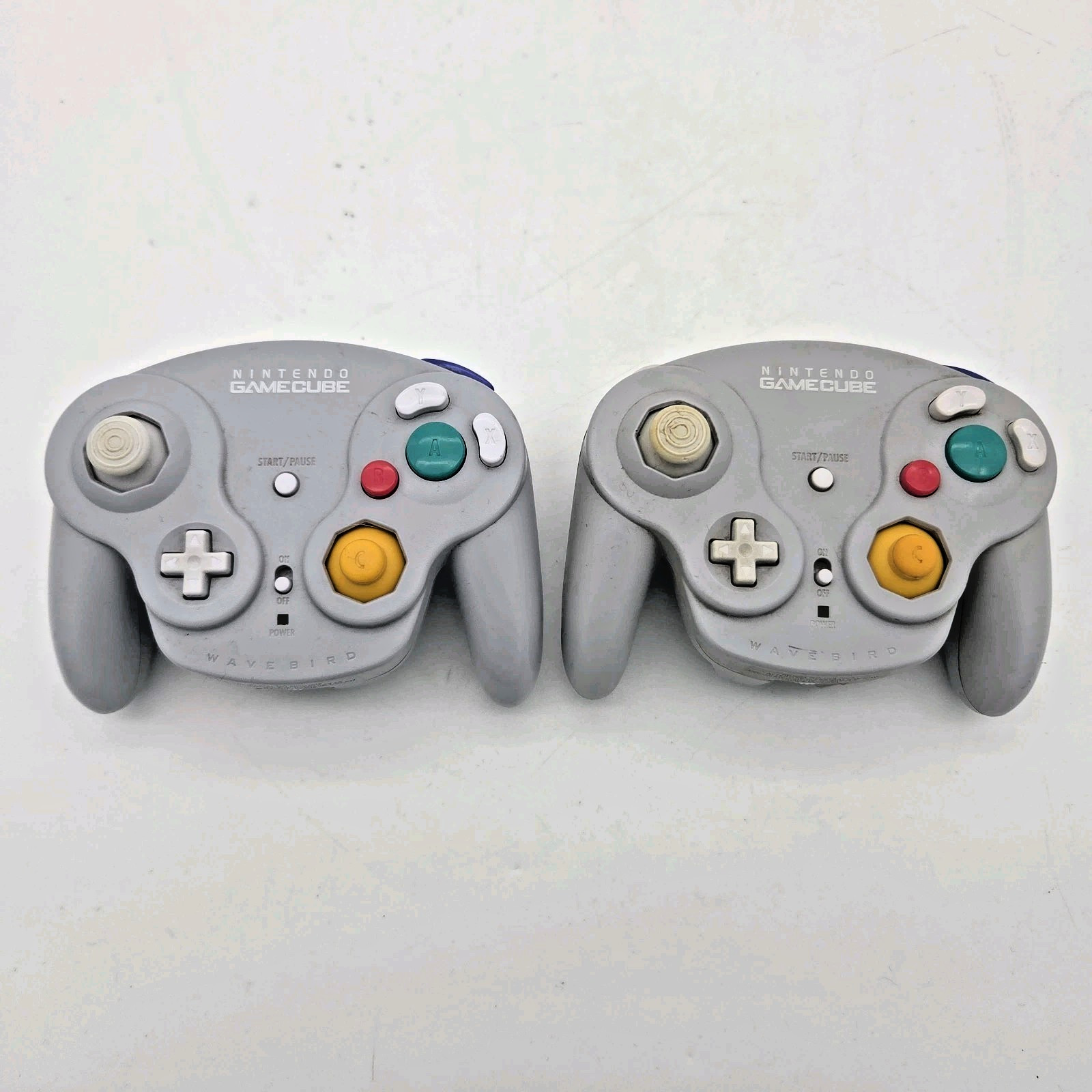 Nintendo Gamecube GC Wavebird Controller Gray NO DONGLE Lot Of 2 – Tested
