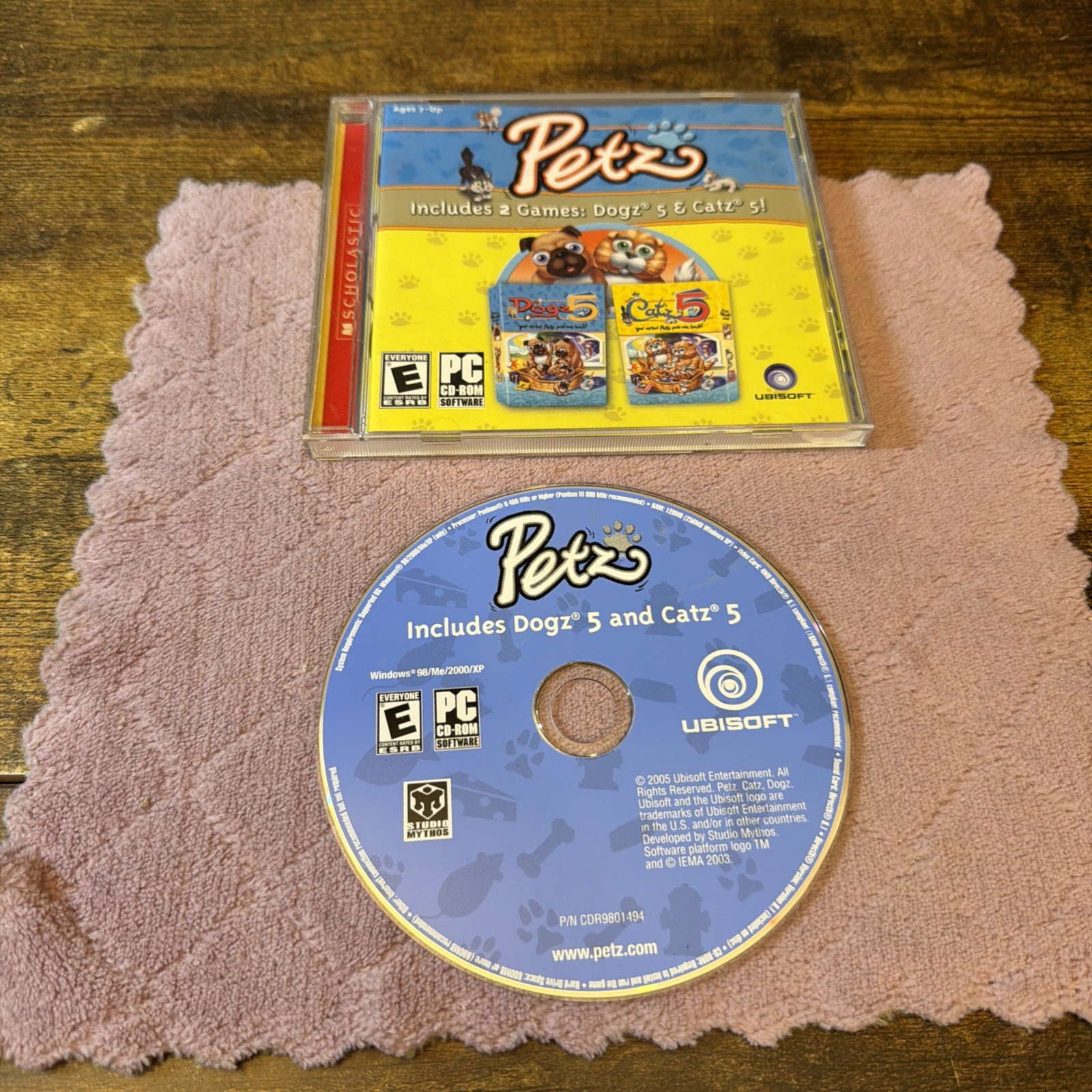 Video Game PC Petz Dogz 5 & Catz 5 (CD, 2005) Ubisoft Game