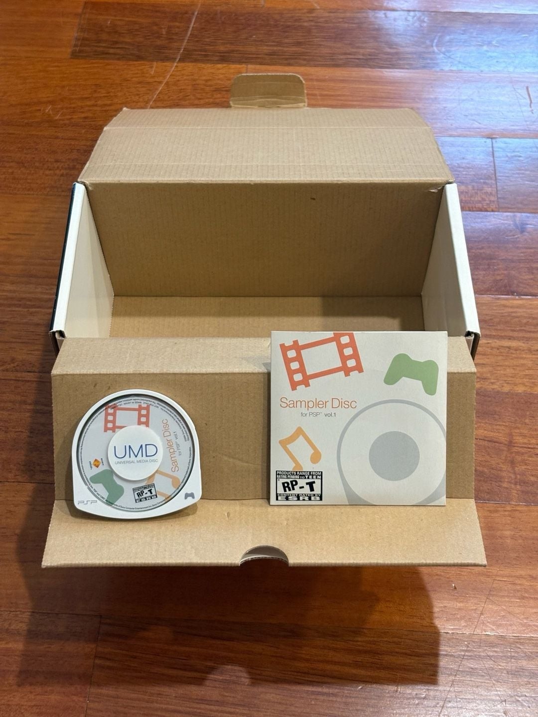 Sony PSP 1000 Value Pack CIB Matching Serial OEM Charger Tested Read PSP-1001