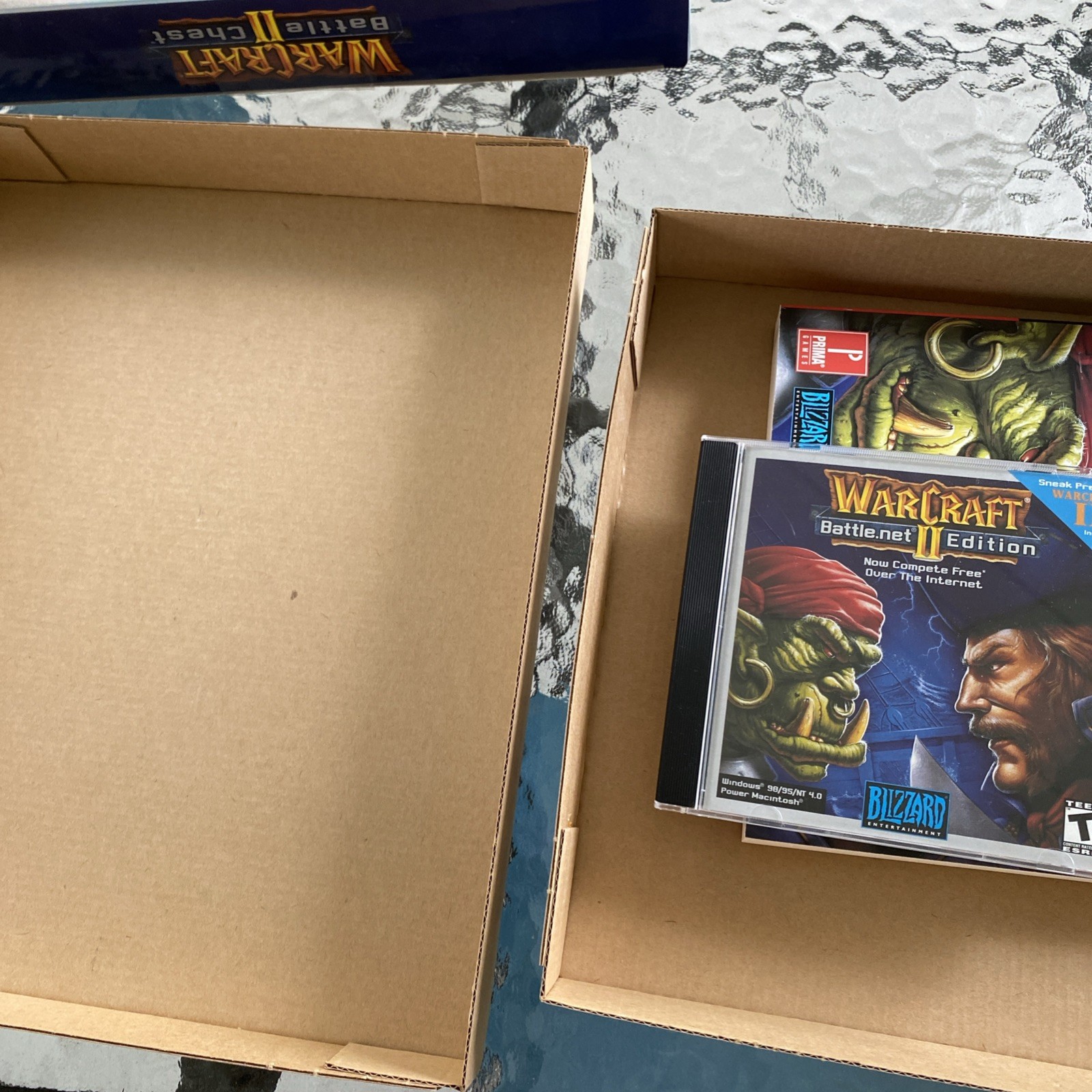 WarCraft II Battle Chest (Windows PC/Mac)Strategy Guide CIB-Big Box Edition READ