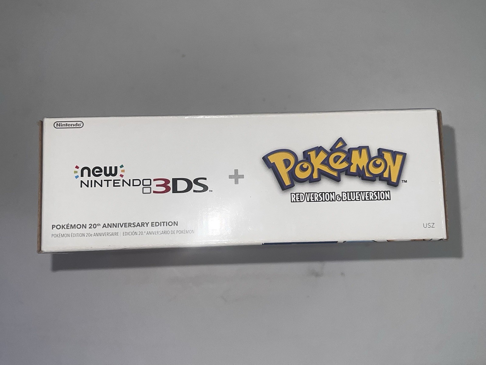 New Nintendo 3DS 20th Anniversary Pokemon Edition CIB W/New Charger