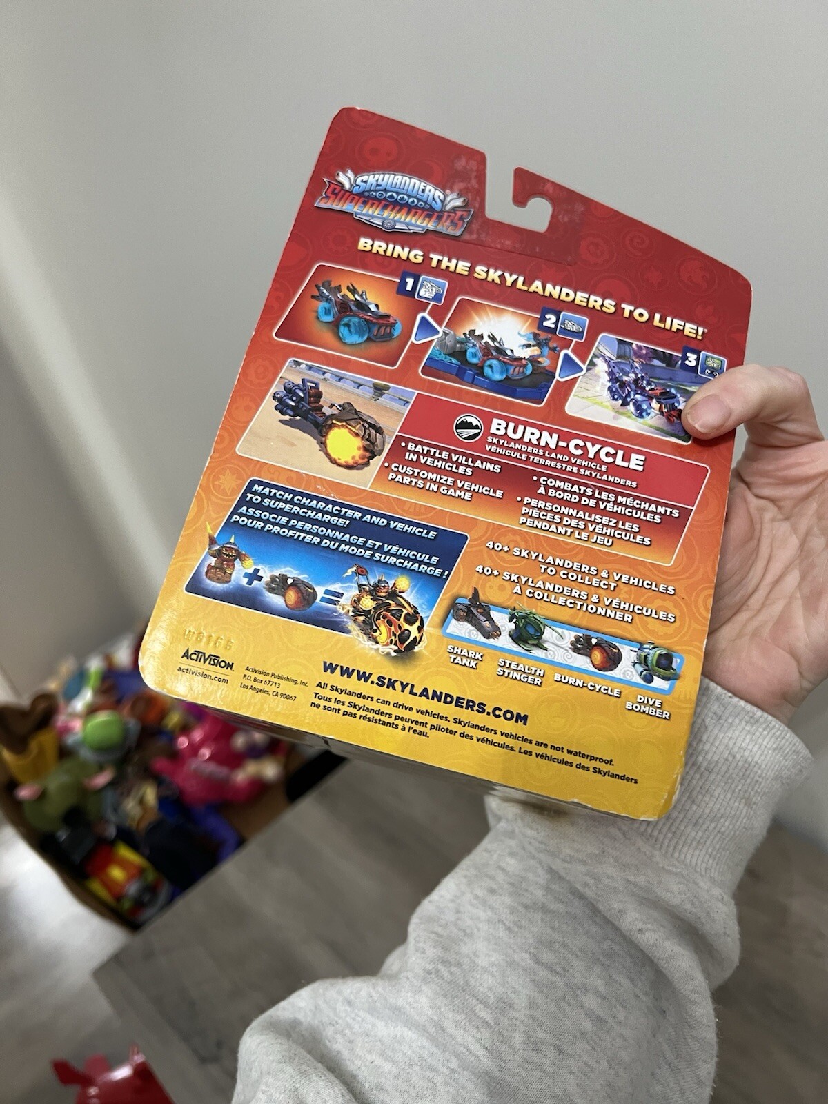 Skylanders Superchargers Burn-Cycle + Stealth Stinger 2015 NEW SEALED in Box