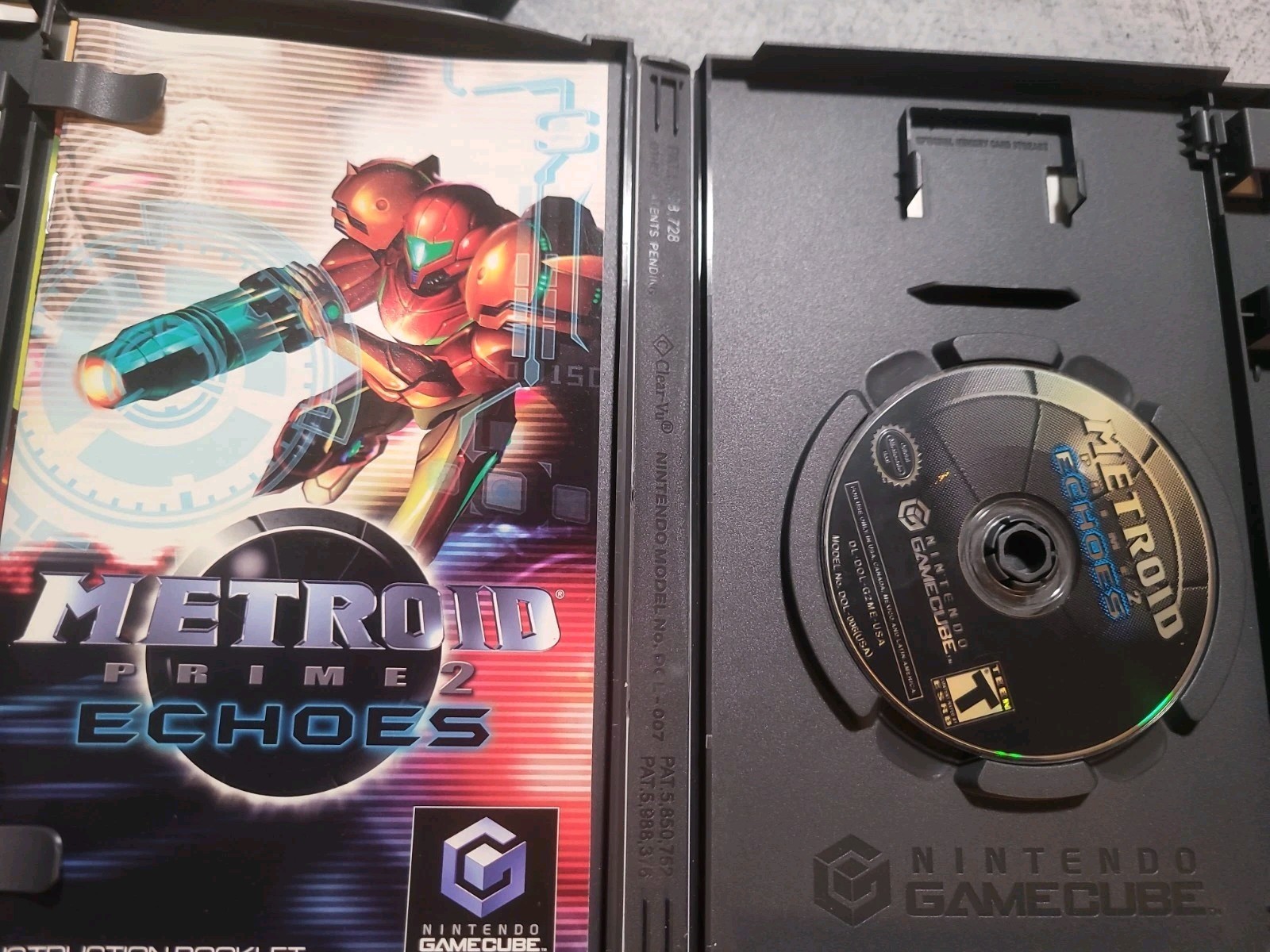 Metroid Prime 2: Echoes (GameCube, 2004) CIB