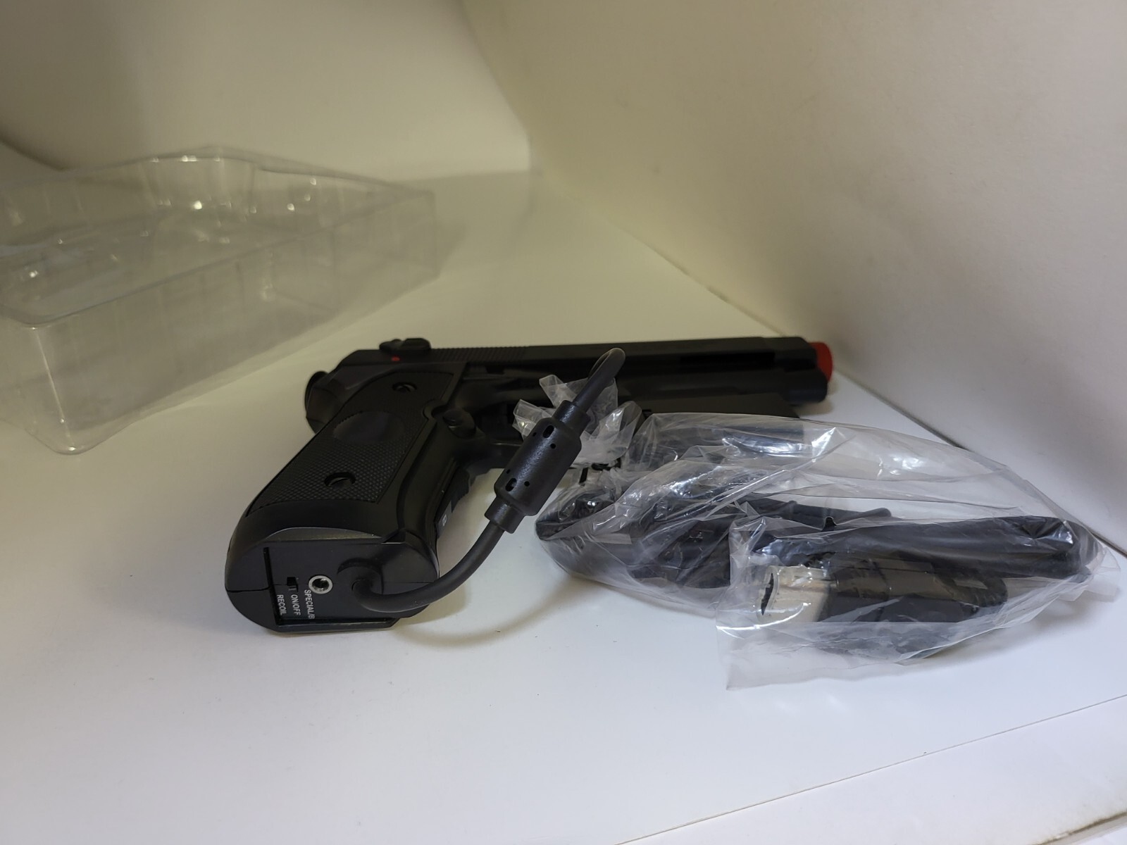 NEW WIRED BERETTA LASER LIGHT GUN FORCE FEEDBACK BLOW BACK FOR ORIGINAL XBOX #9C