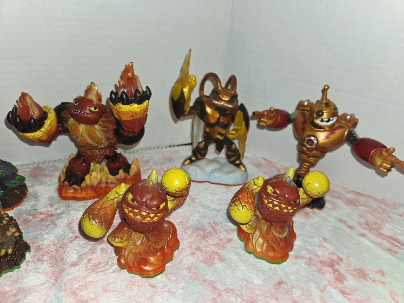 HUGE Lot Of 38 Activision Skylanders Character Figures Mixed Series Action