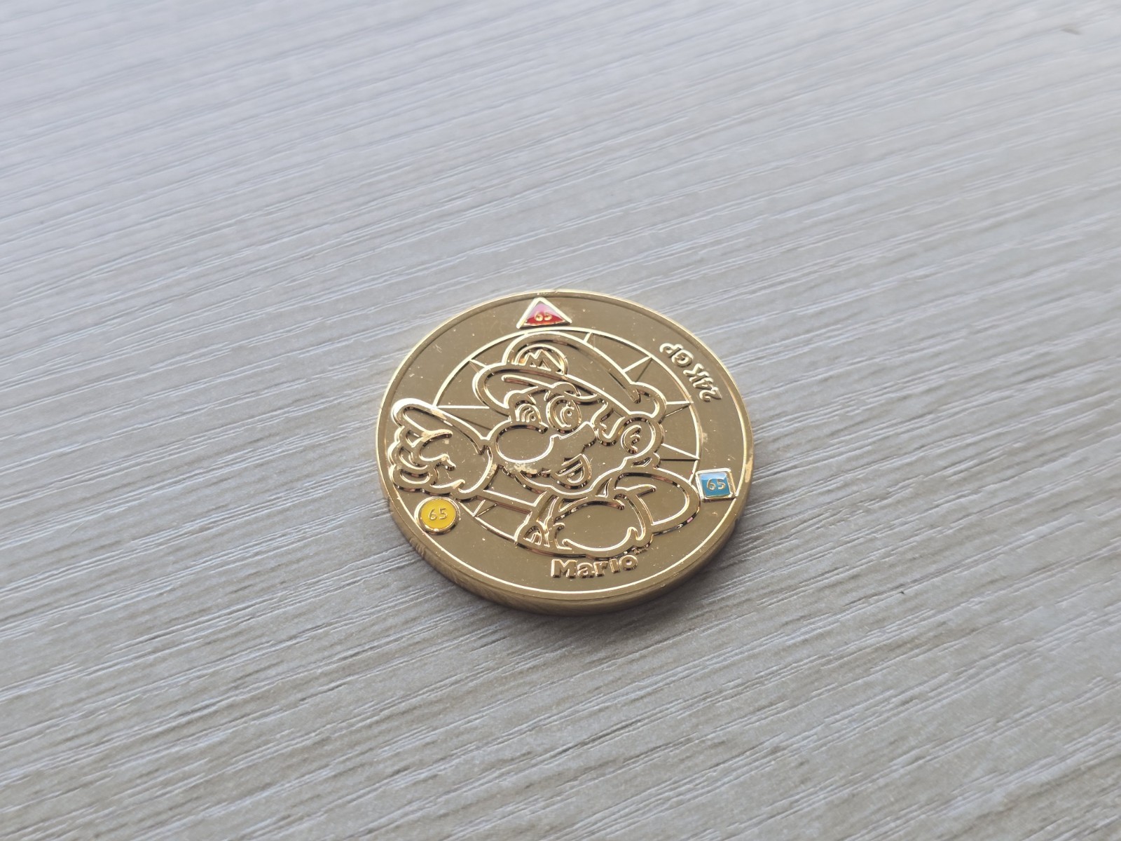 Nintendo Super Mario Challenge Coin Medal 24k Gold Plated 1:214 Enterplay NES GB